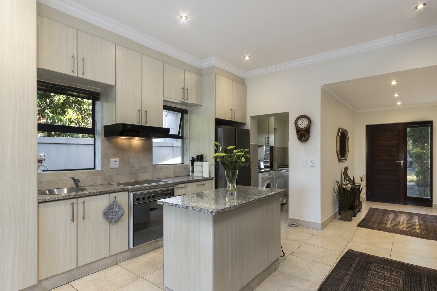 2 Bedroom Property for Sale in De Wijnlanden Residential Estate Western Cape